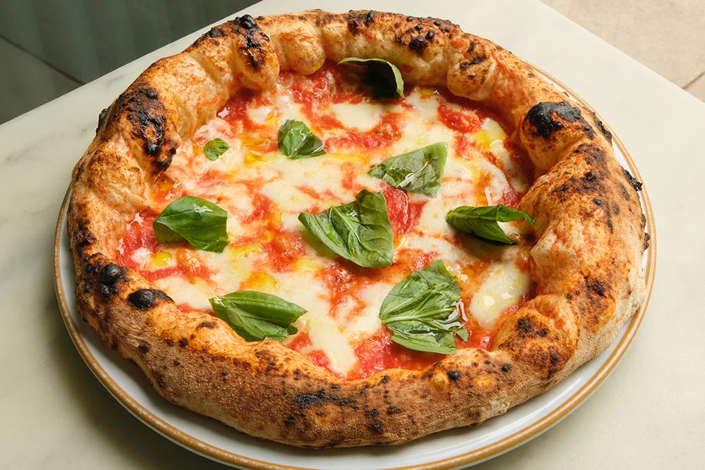 Pizza Con Prosciutto